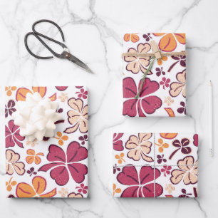 Red Lucky Shamrocks Clover St. Patrick's Day Inpakpapier Vel