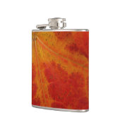 Red Maple Leaf Abstracte Autumn Natuur Fotografie Heupfles (Links)