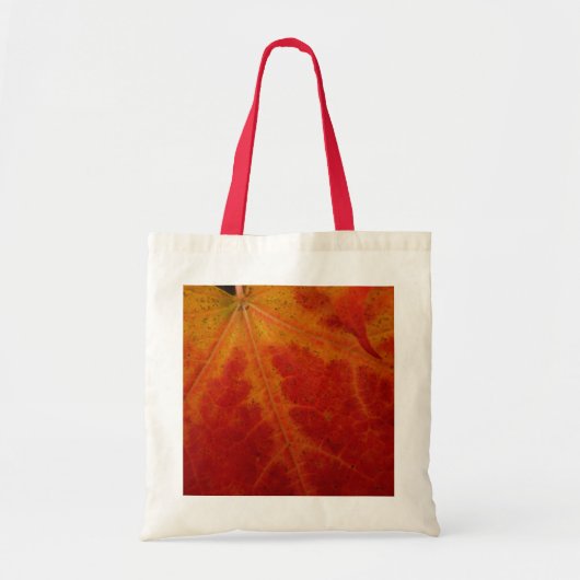 Red Maple Leaf Abstracte Autumn Natuur Fotografie Tote Bag (Voorkant)