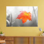 Red Maple Leaf - Velvet Autumn Canvas Afdruk (Insitu (Woonkamer))