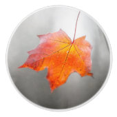 Red Maple Leaf - Velvet Autumn Keramische Knop (Voorkant)