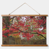 Red Maple Leaves and Bamboo Fence Photo Hangend Wandkleed (Voorkant)