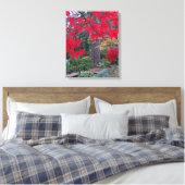 Red Maple Leaves in a Japanese Garden Canvas Afdruk (Insitu (Slaapkamer))