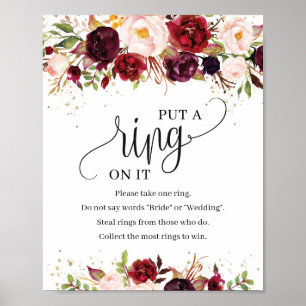 Red marsala floral gold met een ring op het bordsp poster