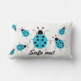 Red me! Cute colorful ladybugs, gepersonaliseerd Kussen