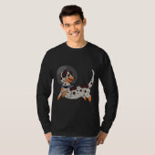 Red Merle Long Haire Dachshund in Space T-shirt (Voorkant volledig)