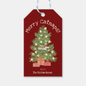 Red Merry Catnaps! Schattigee kat in de kerstboom Cadeaulabel (Voorkant)