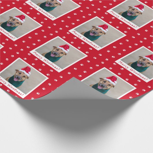 Red Merry Woofmas Persoonlijke foto van Pet Dog Cadeaupapier (Hoek)