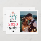 Red Mistletoe Kiss Vaarwel tot 2020 Do-over Funny Feestdagenkaart (Voorkant / Achterkant)