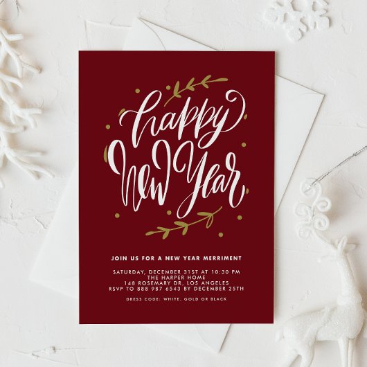 Red Modern Calligraphy and Wreath New Year Party Kaart