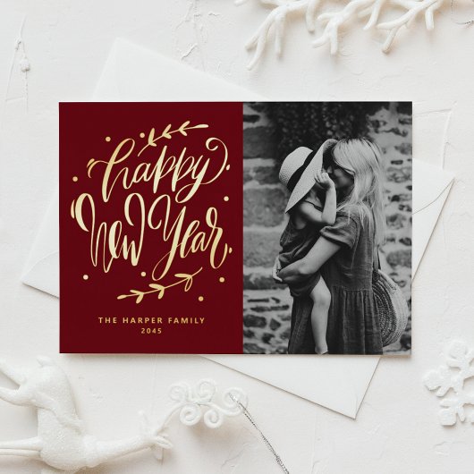 Red Modern Calligraphy and Wreath New Year Photo Folie Feestdagen Briefkaart