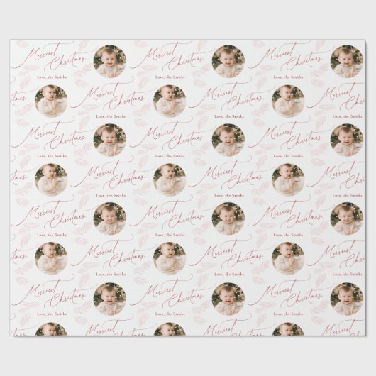 Red Modern Script Merry Christmas Family 2 photo Cadeaupapier (Vlak)