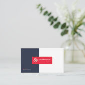 Red Modern Simple Professional QR-code scanbaar Visitekaartje (Staand voorkant)