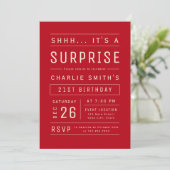 Red Modern Simple Typography Surprise Birthday Inv Kaart (Staand voorkant)