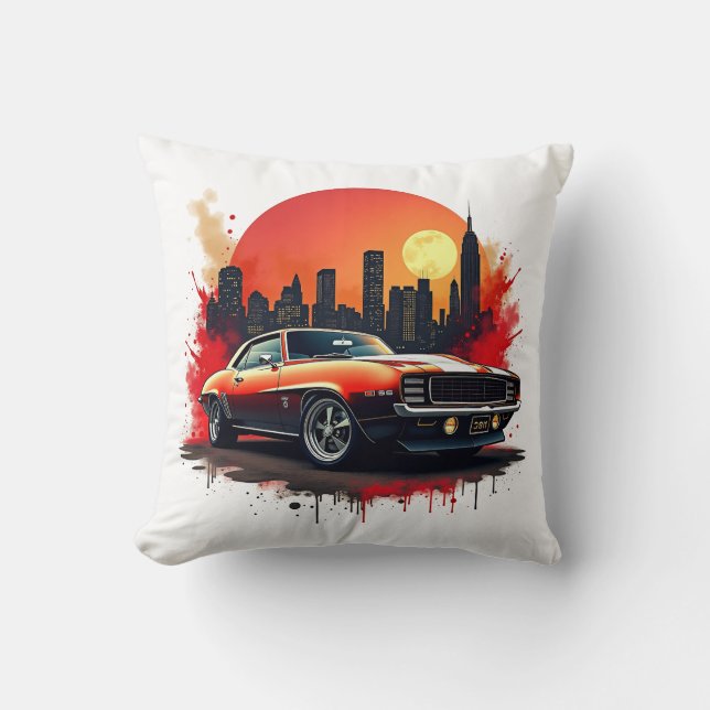 Red Muscle Car with Urban Skyline Accent Kussen (Voorkant)