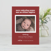 Red Now Enjoying Some Not So Silent Nights Feestdagenkaart (Staand voorkant)