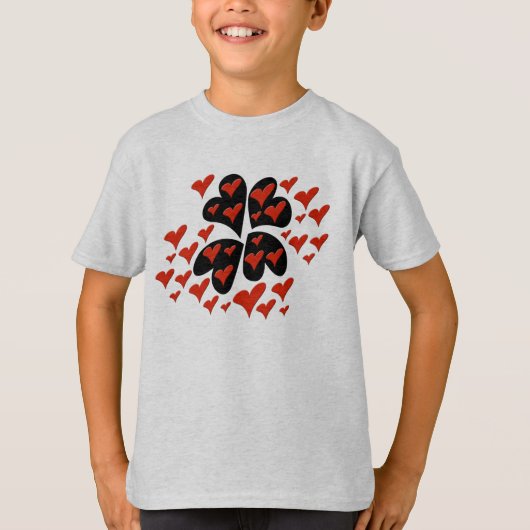 Red on Black Hearts T-shirt (Voorkant)