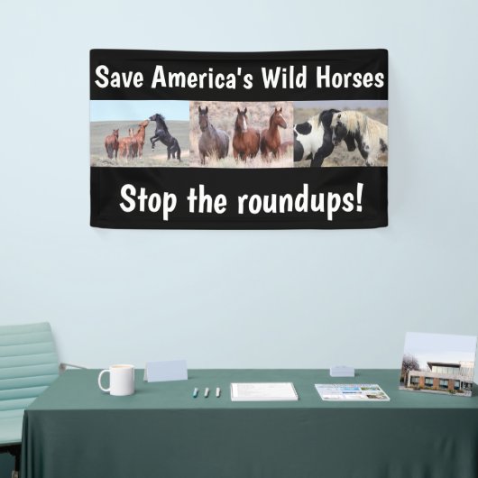 Red onze wilde paarden met 3 x 5 banner (Beurs)