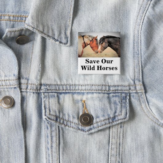 Red onze wilde paarden vierkante button 5,1 cm (In situ)