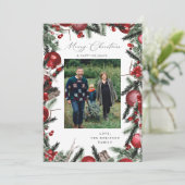 Red Ornaments & Pine Merry-kerstfoto (Staand voorkant)