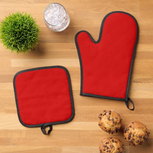 Red  ovenwant & pannenlap set (Top down)