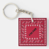 Red Paisley Bandana gepersonaliseerd Sleutelhanger (voorkant)