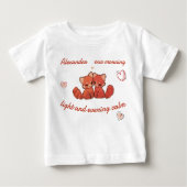 Red Panda Baby Tee – Custom Name (Voorkant)