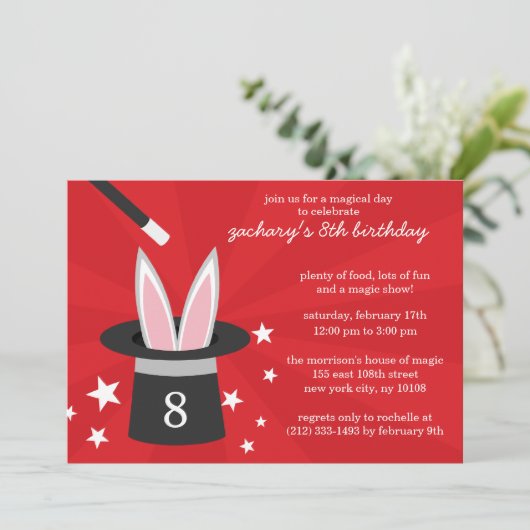 Red Peek-a-Boo Rabbit Custom Magic Birthday Party Kaart (Staand voorkant)