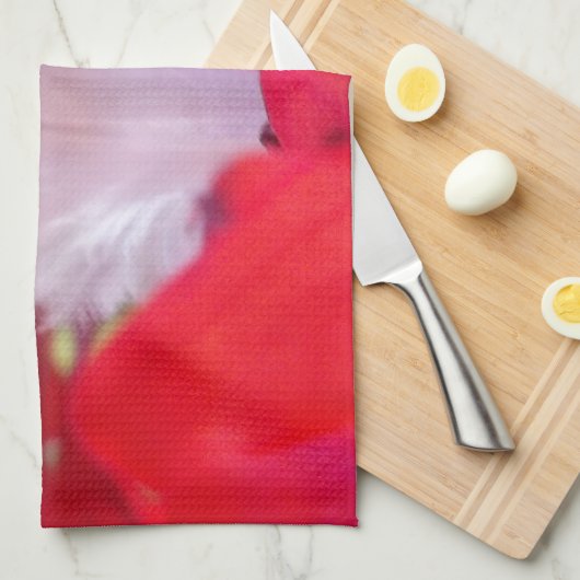 Red Petal Feather Art Print Theedoek (Quarter Fold)