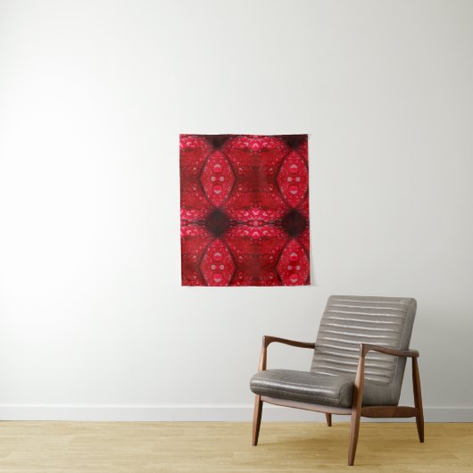 Red Petunia Ikat 4 Wandkleed (In situ)
