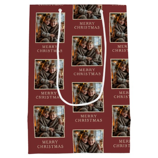 Red Photo Holiday Merry Christmas Medium Cadeauzakje (Achterkant)