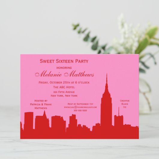 Red Pink NYC Skyline Silhouette Sweet Sixteen Kaart (Staand voorkant)