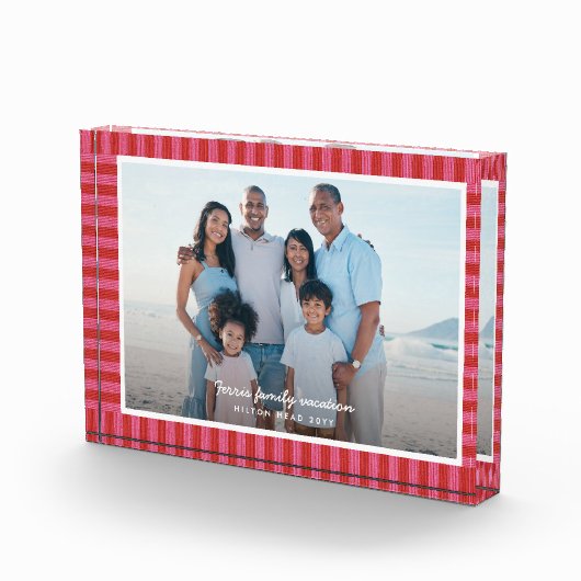 Red pink striped frame custom text  fotoblokken (Rechts)