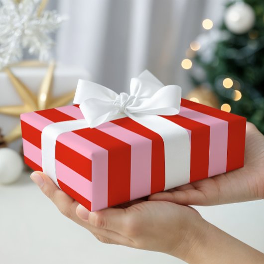 Red Pink Stripes Retro Cadeaupapier