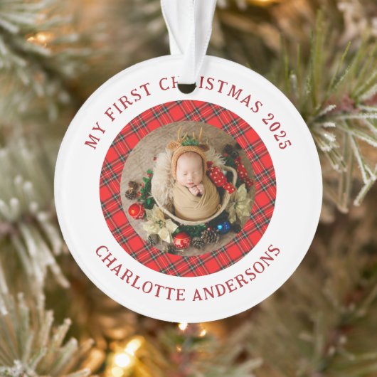 Red Plaid Baby's Eerste Kerst Custom Naam Ornament (Boom)