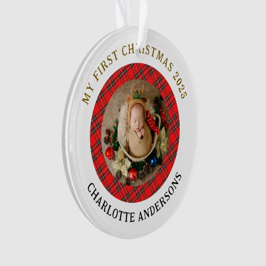 Red Plaid Baby's Eerste Kerst Custom Naam Ornament (voorkant)