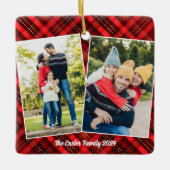 Red Plaid Tartan Christmas 2 Familiefoto Keramisch Ornament (Voorkant)
