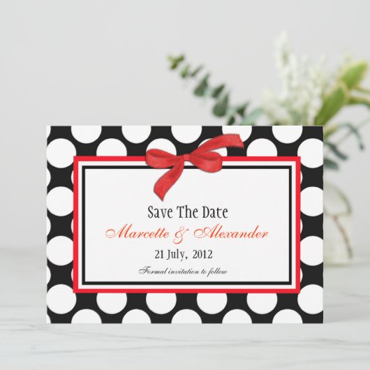 Red Polka Dot Save the Date (Staand voorkant)