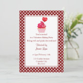 Red polka stip Valentijnsdag party Invitation Kaart (Staand voorkant)