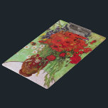Red Poppies en Daisies door Vincent van Gogh Klembord<br><div class="desc">Toch leven: Rode papavers en Daisies van Vincent van Gogh is een fijne kunstpost na impressionisme, nog steeds levensfloreel schilderij. Een mooie boeket van rode papaverbloemen en witte maisachtige bloemen vers van de tuin in een decoratieve vaas. Over de kunstenaar: Vincent Willem van Gogh (1853-1890) was een van de beroemdste...</div>