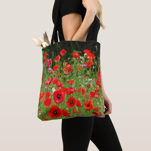 Red Poppies Field Canvas tas (Dichtbij)