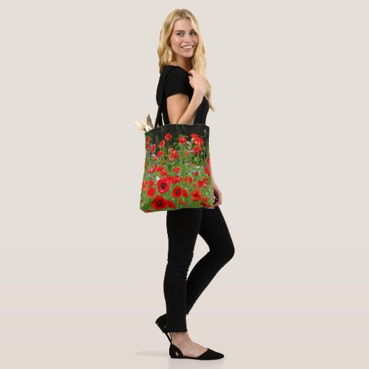 Red Poppies Field Canvas tas (Op model)