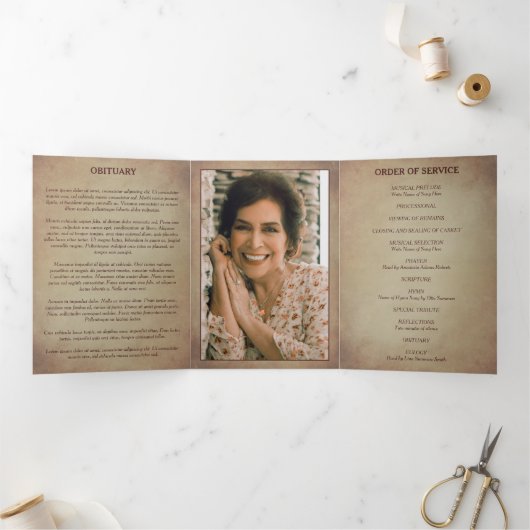 Red Poppies Funeral Program met foto's Drieluik Programma (Binnen)