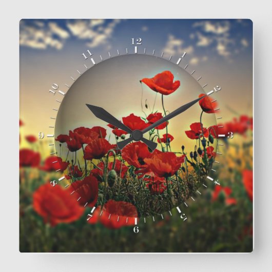 Red Poppy Field Vierkante Klok (Voorkant)