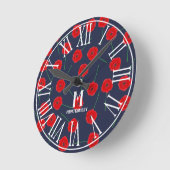 Red Poppy Flowers & Navy Blue | Gezinsmonogram Ronde Klok (Hoek)