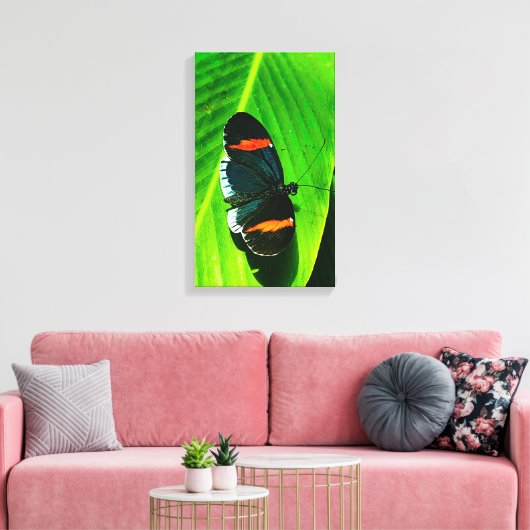 Red Postman Canvas Afdruk (Insitu (Woonkamer))