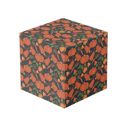 Red pumpkin seamless pattern and carrots kubus (Voorkant hoekig)