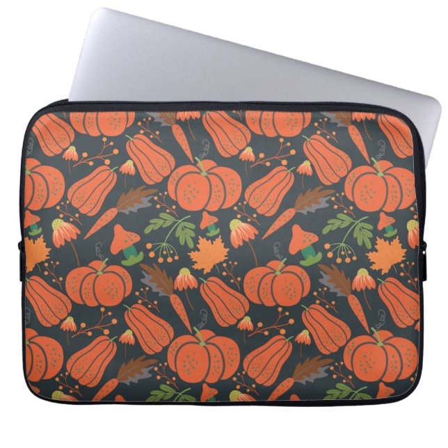 Red pumpkin seamless pattern and carrots laptop sleeve (Voorkant)