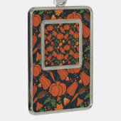 Red pumpkin seamless pattern and carrots verzilverd omlijst ornament (Rechts)