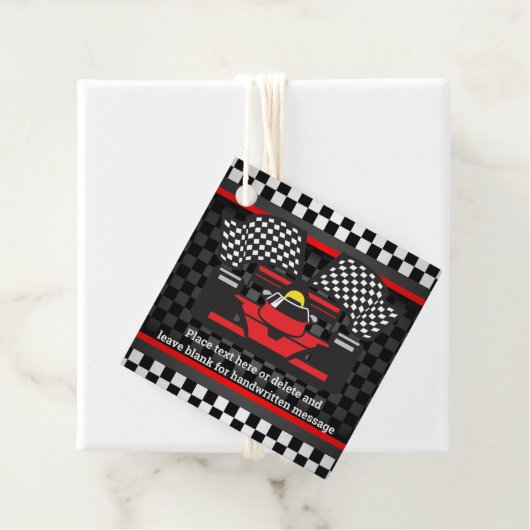 Red Racing Car Checkered Design Favor Kaart Bedankjes Labels (In situ)
